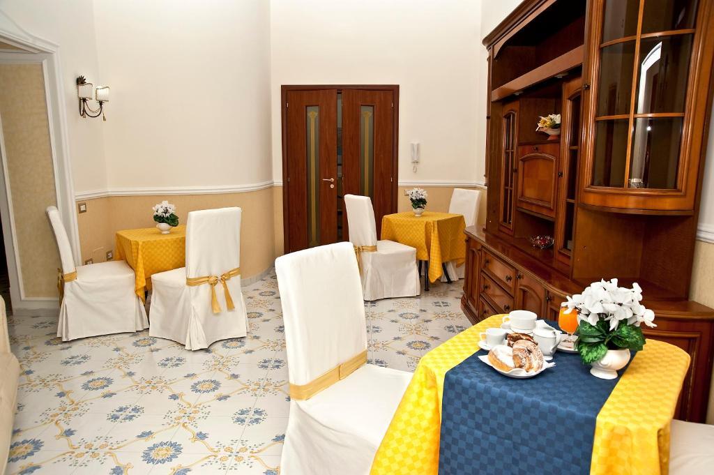 Olimpo Degli Dei Acomodação com café da manhã Nápoles Exterior foto